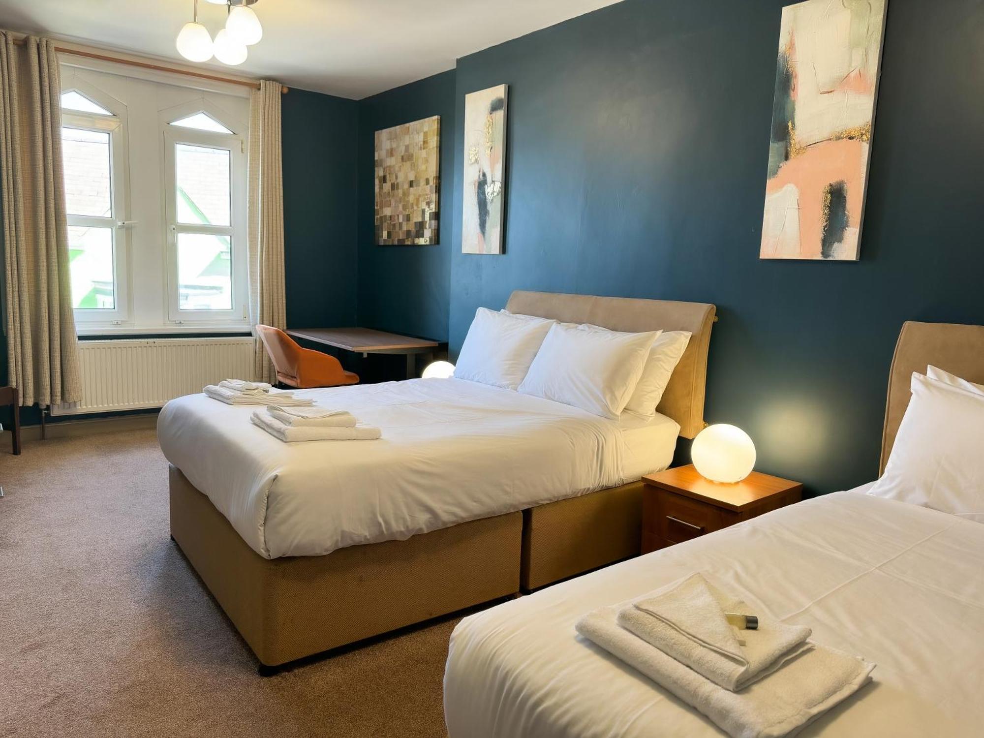 Nomi & Restaurant Hotel Bangor (Gwynedd)