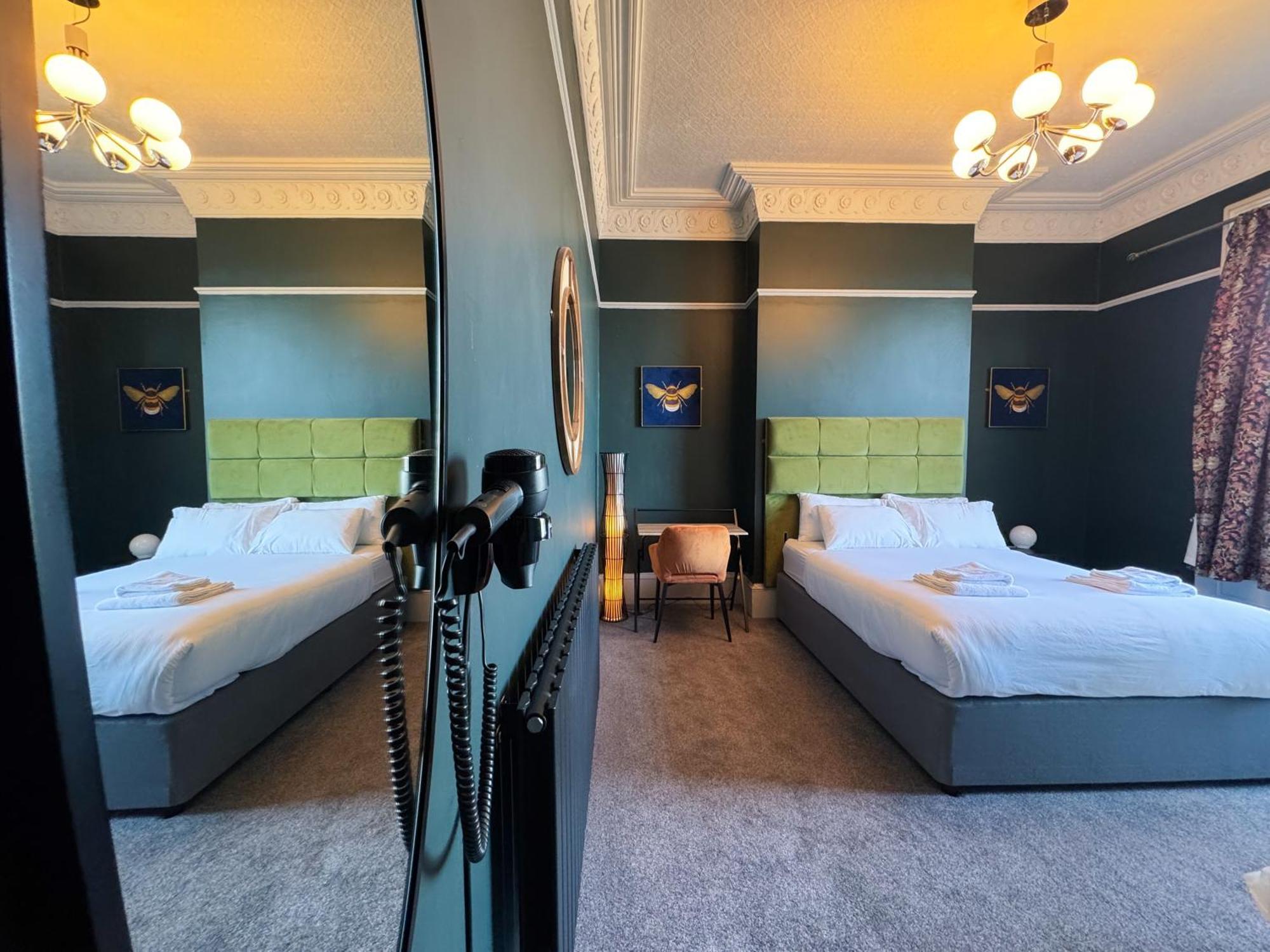 Nomi & Restaurant 3* Bangor (Gwynedd)